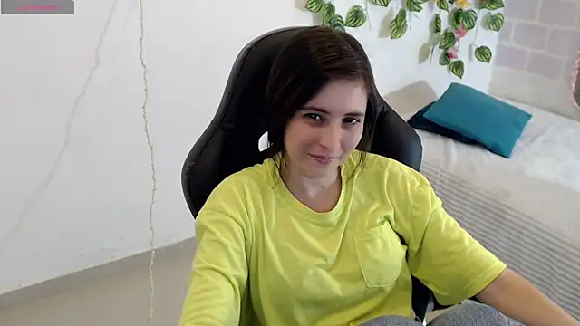 tania sweet   online show from 01/21/25, 05:20