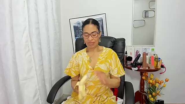 Snapshot of Aries_Mature chatting on 03/22/25, 11:11 Aries Mature online show from 03/22/25, 11:11