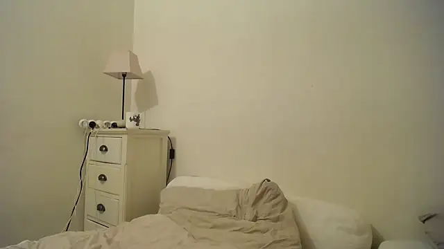 desirmiss1 online show from 02/12/25, 08:59