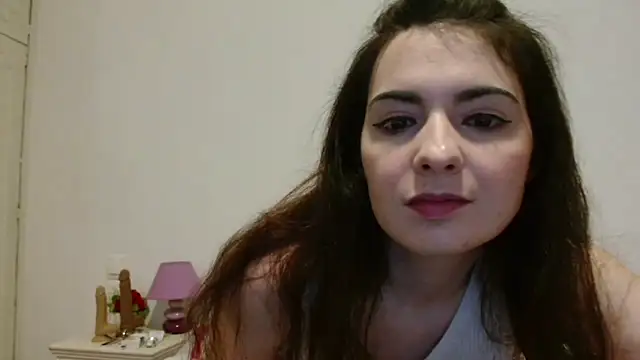 desirmiss1 online show from 04/01/26, 06:47