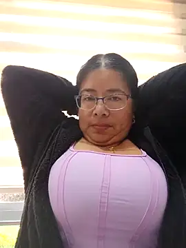 Snapshot of __valentina18 chatting on 02/19/25, 01:39   valentina18 online show from 02/19/25, 01:39
