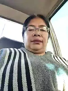   valentina18 online show from 11/27/25, 12:18