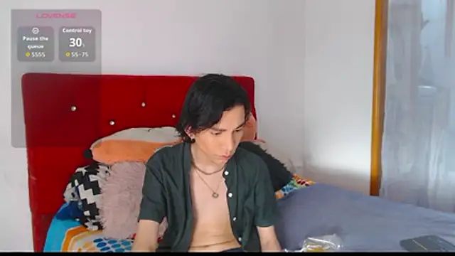 LAICK 01 online show from 11/14/25, 08:07