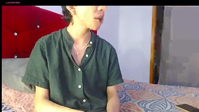 Snapshot of LAICK_01 chatting on 04/26/26, 01:36 LAICK 01 online show from 04/26/26, 01:36