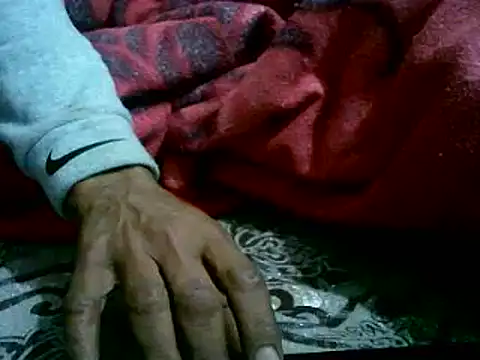 Snapshot of israe1975 chatting on 12/30/24, 06:49 israe1975 online show from 12/30/24, 06:49