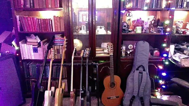 BeardedBear999 online show from 09/08/25, 03:11