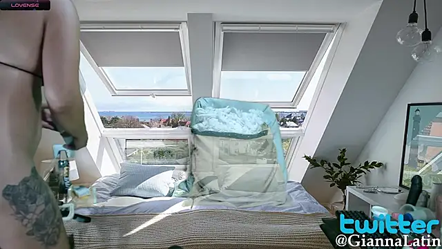 Snapshot of Gianna_latin chatting on 02/18/25, 08:03 Gianna latin online show from 02/18/25, 08:03