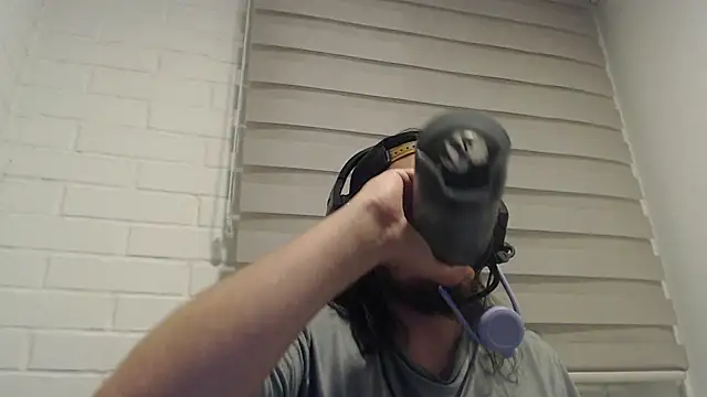 hung weeb online show from 02/17/26, 02:41