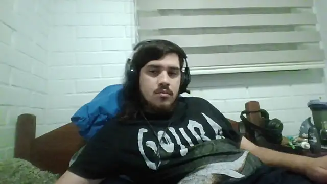 hung weeb online show from 04/18/26, 02:26