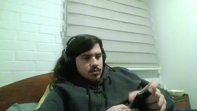 hung weeb online show from 04/23/26, 01:51