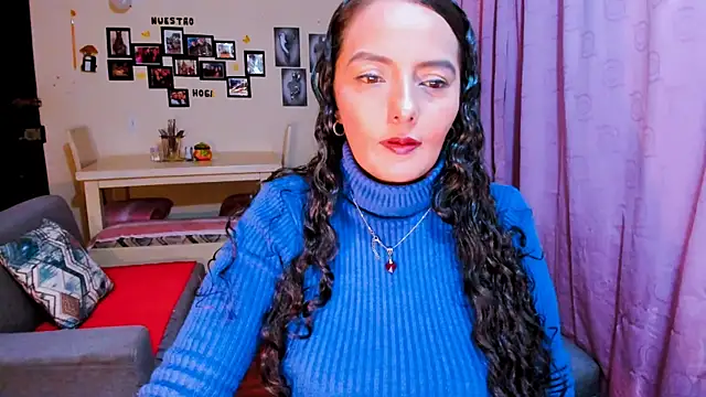 emma luxy online show from 03/31/26, 11:49