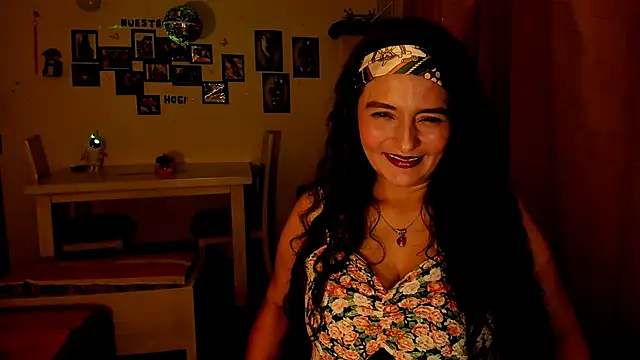 emma luxy online show from 04/04/26, 04:00