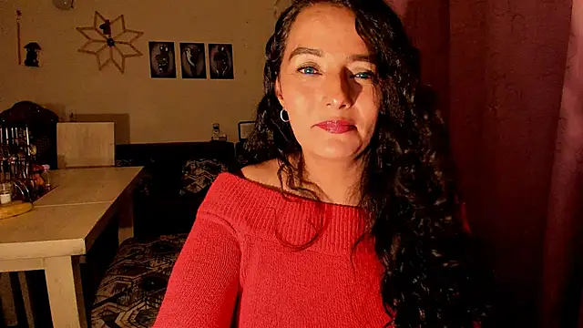 emma luxy online show from 04/18/26, 07:34