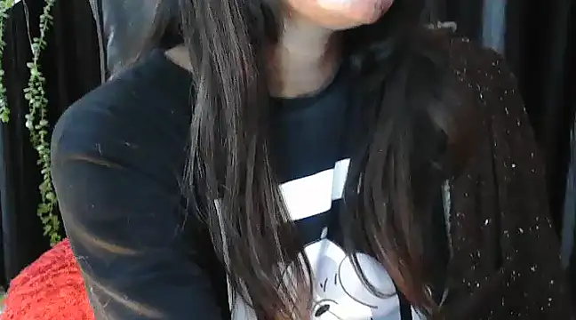 Snapshot of JannatDoll1 chatting on 02/04/25, 11:16 JannatDoll1 online show from 02/04/25, 11:16