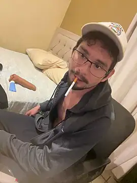 Tomthelong online show from 02/06/25, 11:43