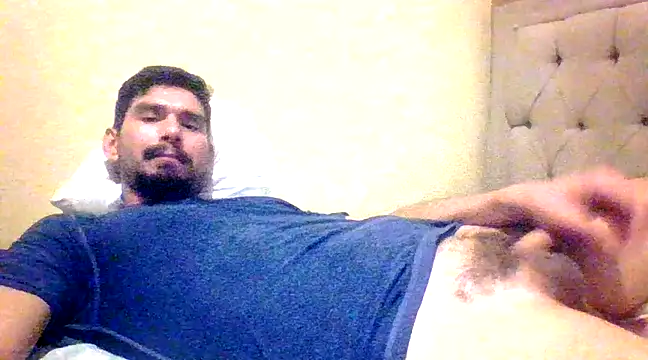 Tomthelong online show from 02/28/25, 05:37