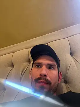 Tomthelong online show from 03/12/25, 09:56