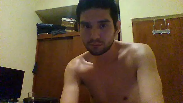 Tomthelong online show from 10/31/25, 11:55