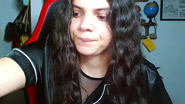 Nikkykora15 online show from 03/12/25, 01:47