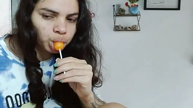 Nikkykora15 online show from 11/02/25, 07:49