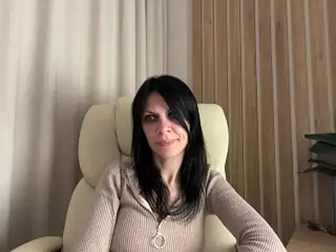 Snapshot of InjaAtHome chatting on 06/05/26, 08:25 InjaAtHome online show from 06/05/26, 08:25