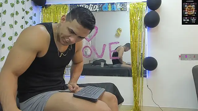 ChoreyTaiylor online show from 09/26/25, 03:05