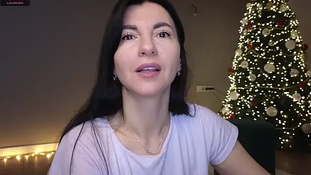 Mary love16 online show from 12/22/24, 06:28