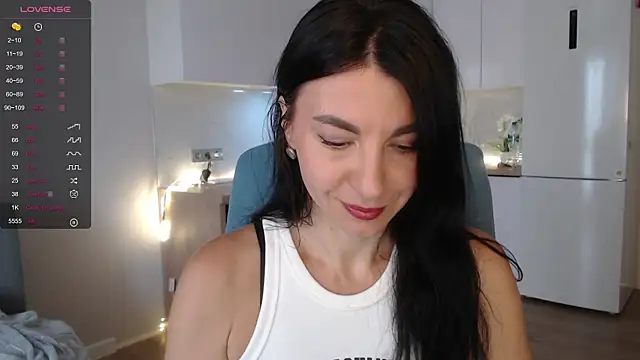 Snapshot of Mary_love16 chatting on 07/17/26, 06:42 Mary love16 online show from 07/17/26, 06:42