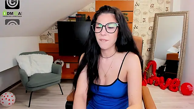 EmillyTaylor online show from 03/17/25, 07:46