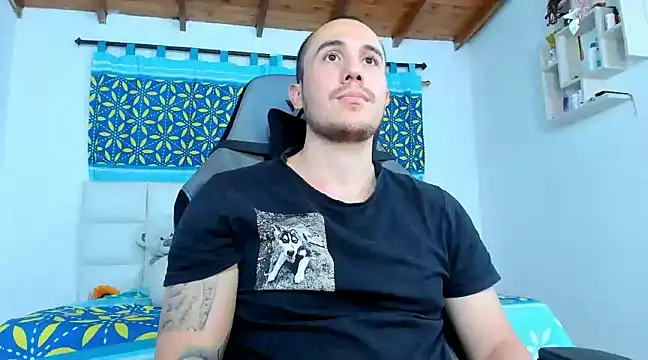 juan  jimenez online show from 02/21/25, 01:33