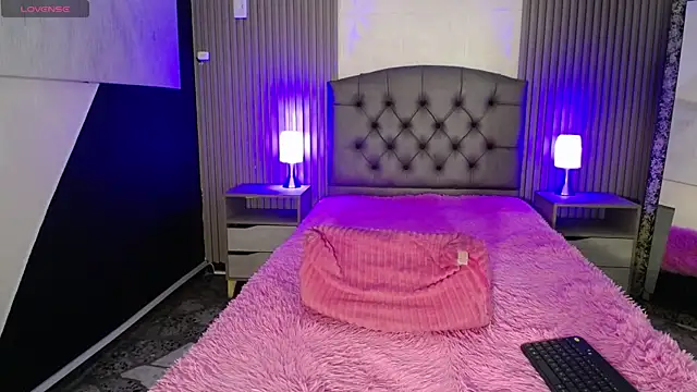 cheryl hs online show from 09/12/25, 02:44