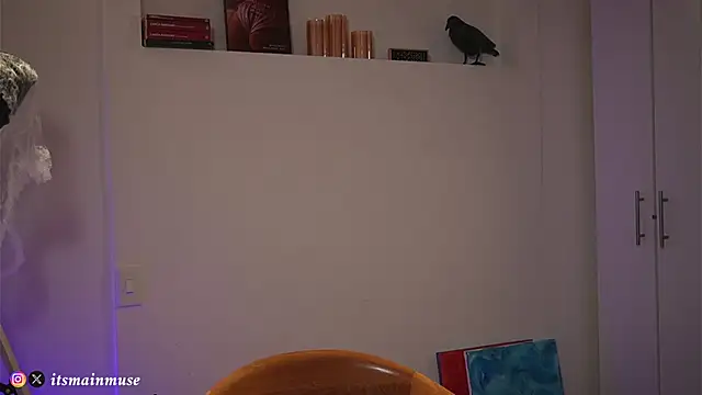 Snapshot of raphttalia_ chatting on 10/24/25, 11:56 raphttalia  online show from 10/24/25, 11:56