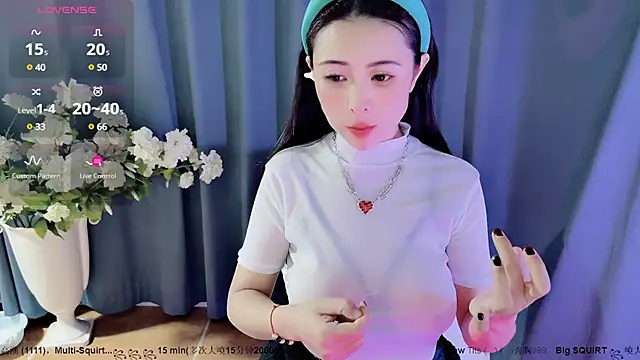 candy-yiyi online show from 12/10/24, 07:47
