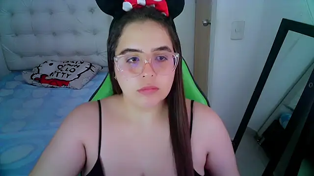  alicia z online show from 12/17/24, 09:16