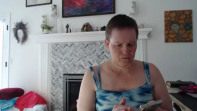 AuroraWillows online show from 04/13/26, 03:06