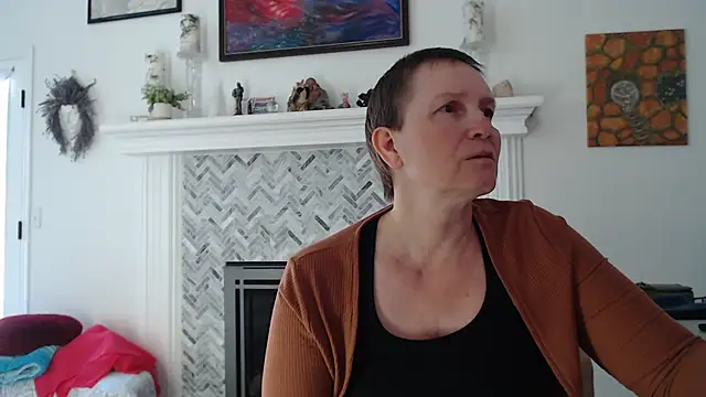 AuroraWillows online show from 04/18/26, 07:58