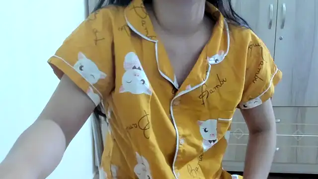 Beauty Asian Tina online show from 03/12/25, 11:33