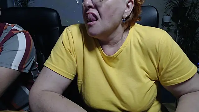 JoannaAndNeighbour online show from 09/25/25, 08:29