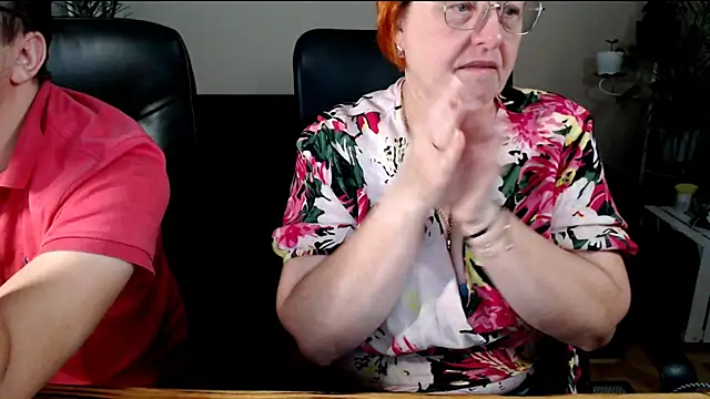 JoannaAndNeighbour online show from 11/28/25, 09:01