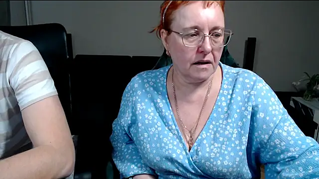 JoannaAndNeighbour online show from 02/17/26, 01:51