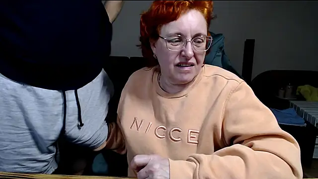 JoannaAndNeighbour online show from 03/25/26, 07:53