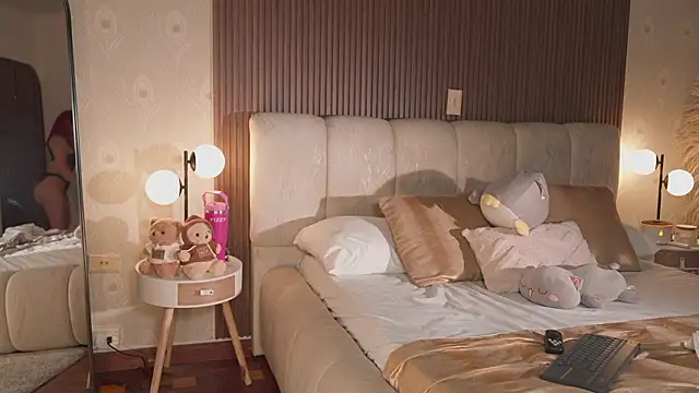 Snapshot of KateOwens chatting on 03/09/26, 11:14 KateOwens online show from 03/09/26, 11:14