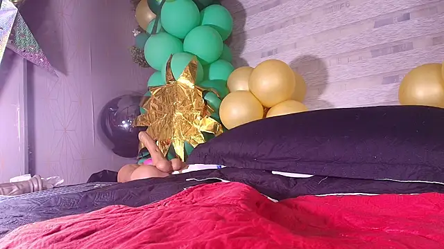 zzoe  online show from 03/22/25, 06:00