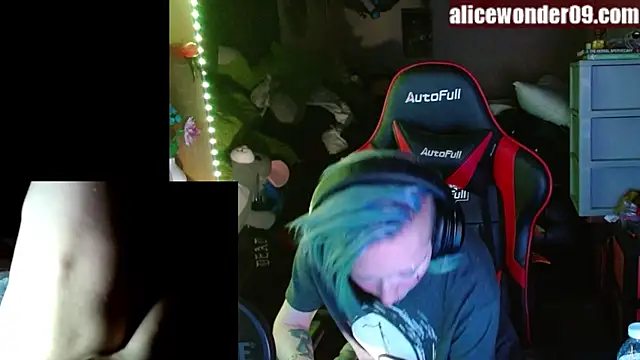 alicewonder09 online show from 02/26/25, 04:58