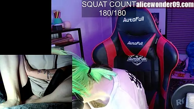 alicewonder09 online show from 09/28/25, 09:03