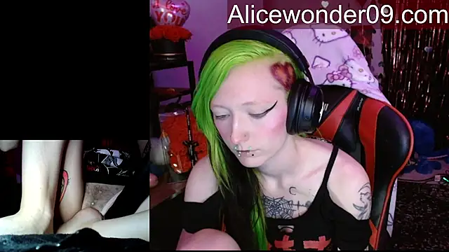 alicewonder09 online show from 02/11/26, 05:34