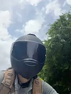 alicewonder09 online show from 04/17/26, 07:17