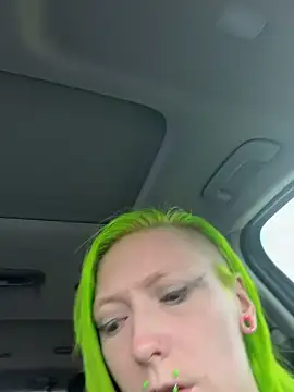 alicewonder09 online show from 04/18/26, 07:07