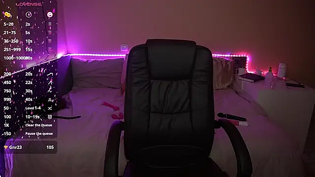 AmandaFiree online show from 03/19/25, 10:33