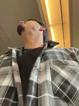 Snapshot of Bbyboyivan chatting on 01/05/25, 06:46 Bbyboyivan online show from 01/05/25, 06:46